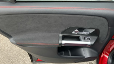 Mercedes-Benz GLB 200 AMG Line Premium 5dr 7G-Tronic Petrol Estate